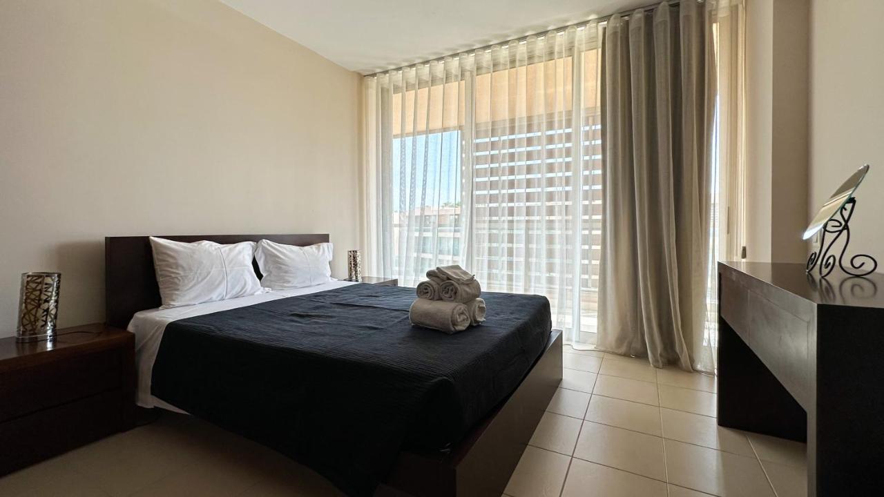 Herdade Dos Salgados, T2 12c 3d, Lagoas Appartement *